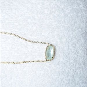 Kendra Scott necklace